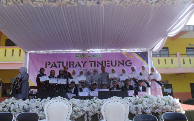 WISUDAH TAHFIDZ QUR'AN TINGKAT SMP/MTS